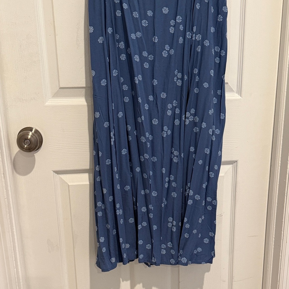 GAP Blue Floral Smocked Maxi Dress Adjustable Straps Size 16 - Picture 6 of 13